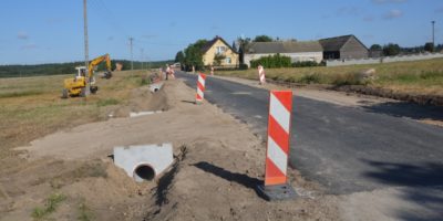 Przebudowa drogi Wąpiersk - Kiełpiny w trakcie