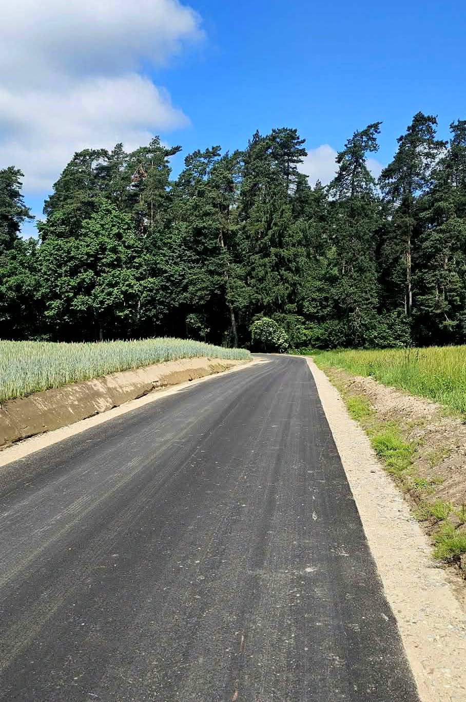 Zakończono budowę nowego odcinka drogi gminnej w miejscowości Wąpiersk „Pajewo”